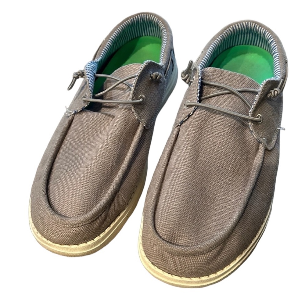 Men's Bruno Marc casual canvas shoes, size 11, perfect for summer!